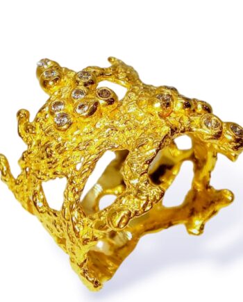 Abstract ring on gilded silver with zirconia