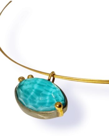 Beautiful necklace with doublet turquoise silver and 18K gold