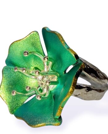 Anodizing titanium green flower
